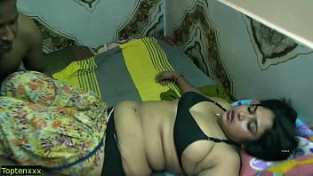 Indian Village Bhabhi Chudai! Real Boudi Hook-up with Filthy Conversing